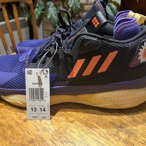 Dame 8 SIze 13 Basketball Shoes